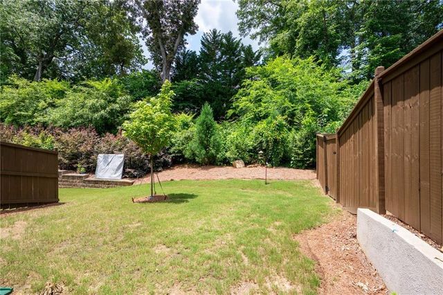 203 Holden Way, Woodstock, GA 30189