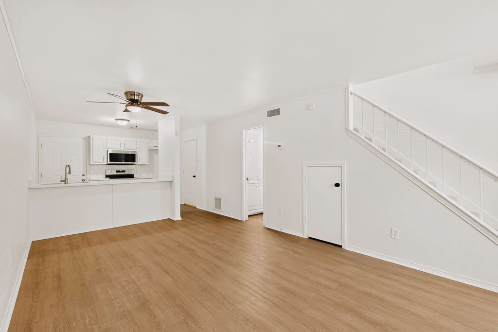 130-132 Graystone Place, Duncanville, TX 75137 — photo 5