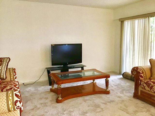 204 Preston E 204, Boca Raton, FL 33434