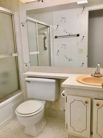 204 Preston E 204, Boca Raton, FL 33434