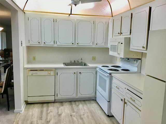 204 Preston E 204, Boca Raton, FL 33434