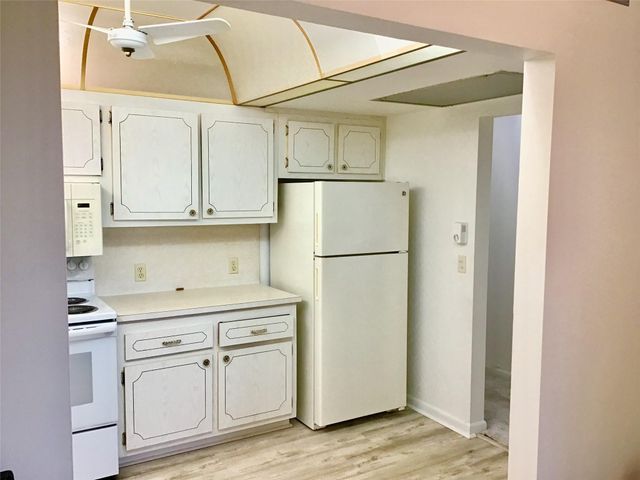 204 Preston E 204, Boca Raton, FL 33434