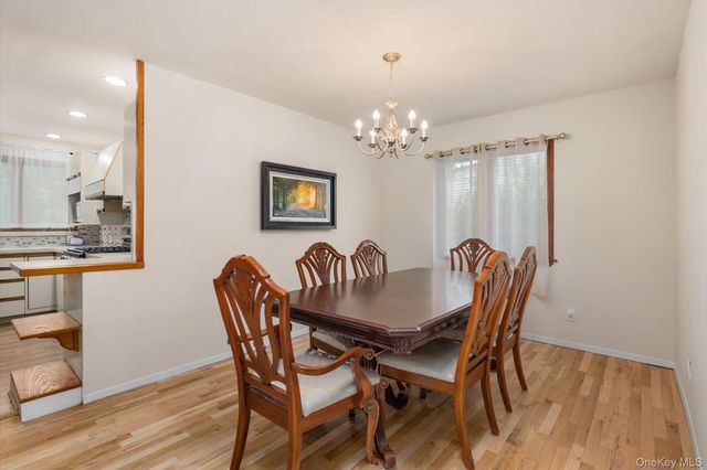 1644 Meadowbrook Road, Merrick, NY 11566