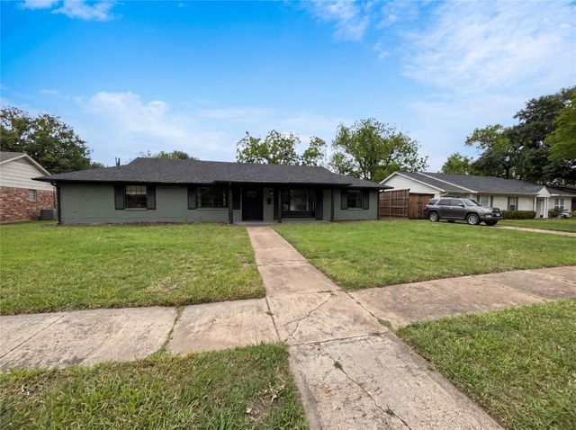 3255 Whitehall Drive, Dallas, TX 75229