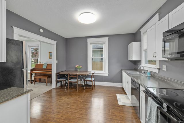 1631 Columbia Avenue, Fort Wayne, IN 46805