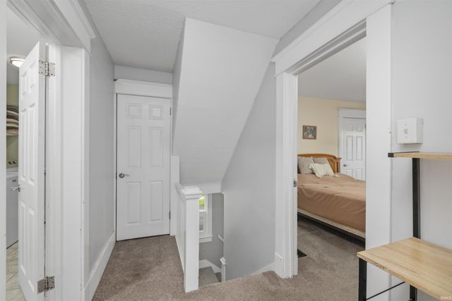 1631 Columbia Avenue, Fort Wayne, IN 46805
