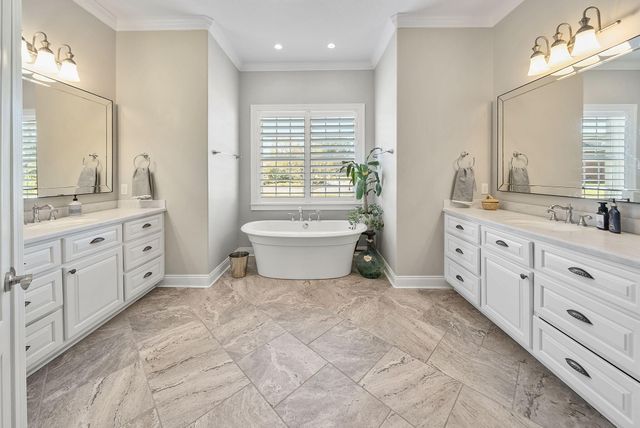 336 Watson Bayou Circle, Panama City, FL 32401