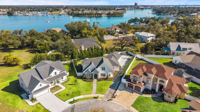 336 Watson Bayou Circle, Panama City, FL 32401