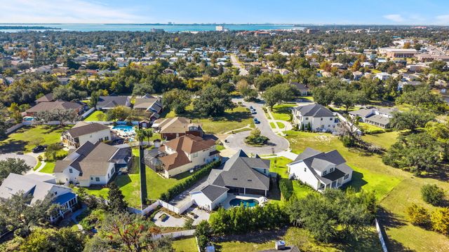 336 Watson Bayou Circle, Panama City, FL 32401