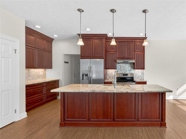 3 Longtrail Lane, Henrietta, NY 14467