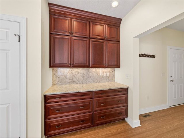 3 Longtrail Lane, Henrietta, NY 14467