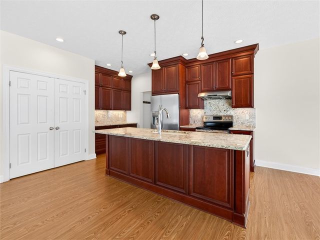 3 Longtrail Lane, Henrietta, NY 14467