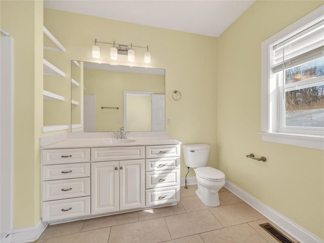 3 Longtrail Lane, Henrietta, NY 14467