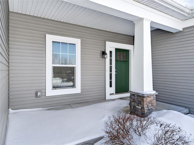 3 Longtrail Lane, Henrietta, NY 14467