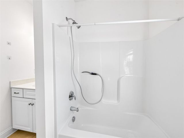 3 Longtrail Lane, Henrietta, NY 14467