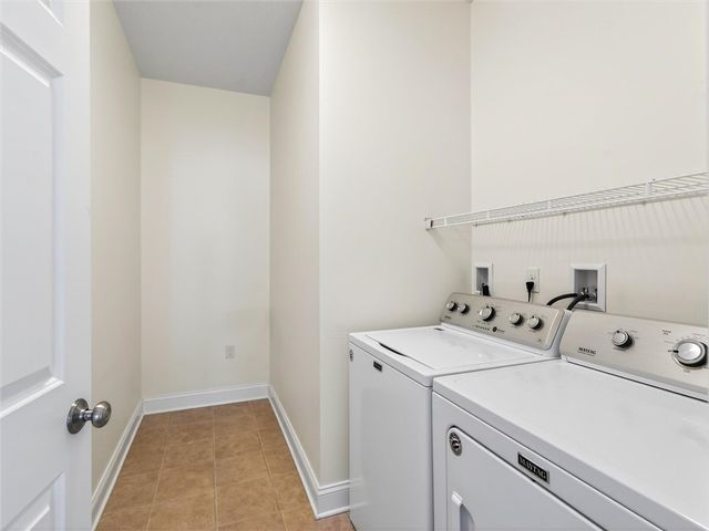 3 Longtrail Lane, Henrietta, NY 14467