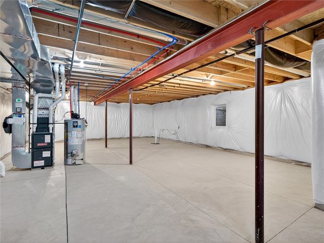 3 Longtrail Lane, Henrietta, NY 14467