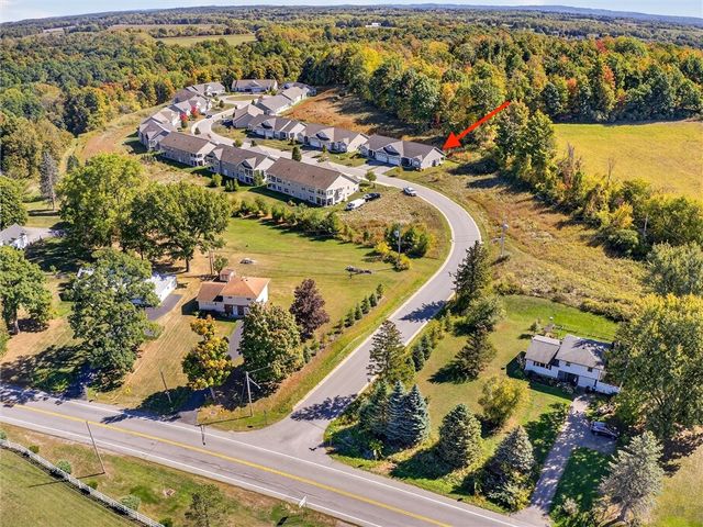3 Longtrail Lane, Henrietta, NY 14467