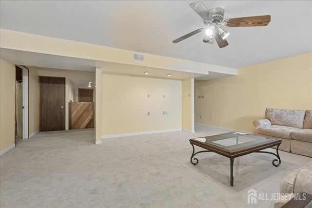 107 Bowne Court, Old Bridge, NJ 07747