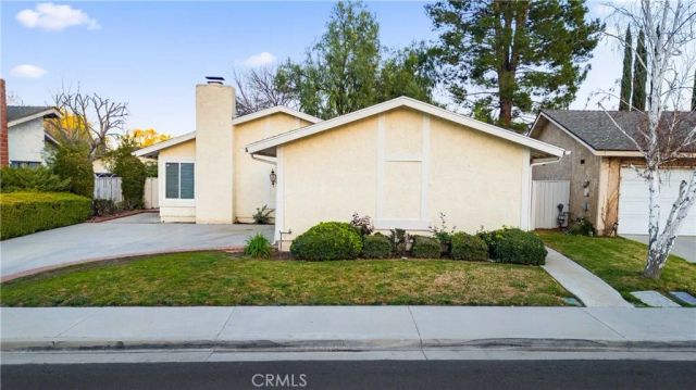 25870 Blanca Way, Valencia, CA 91355