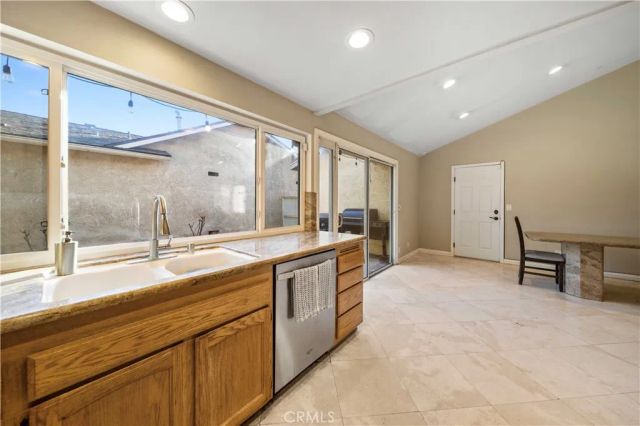 25870 Blanca Way, Valencia, CA 91355