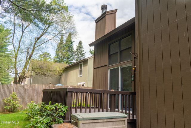 210 Thimbleberry Road, Ballston Spa, NY 12020