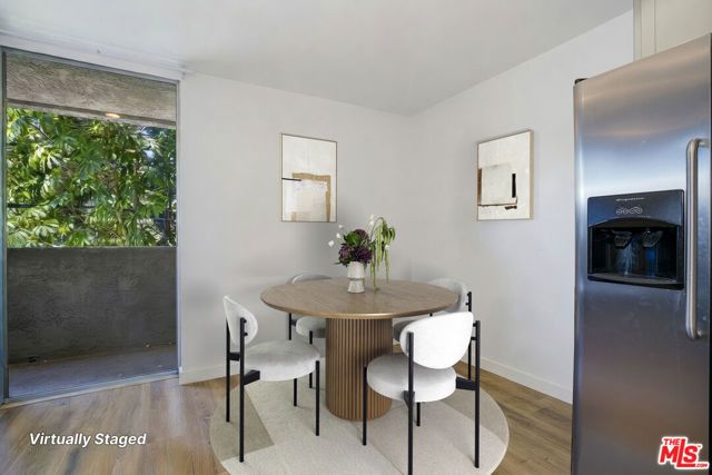11645 Montana Avenue 222, Los Angeles, CA 90049