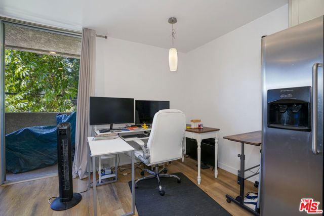 11645 Montana Avenue 222, Los Angeles, CA 90049