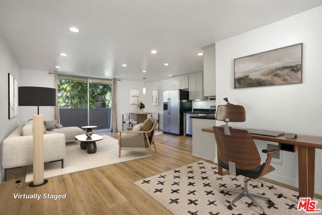 11645 Montana Avenue 222, Los Angeles, CA 90049