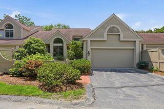 7 Wainwright Road 47, Winchester, MA 01890