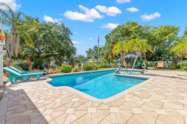 121 CARLYLE DRIVE, Palm Harbor, FL 34683