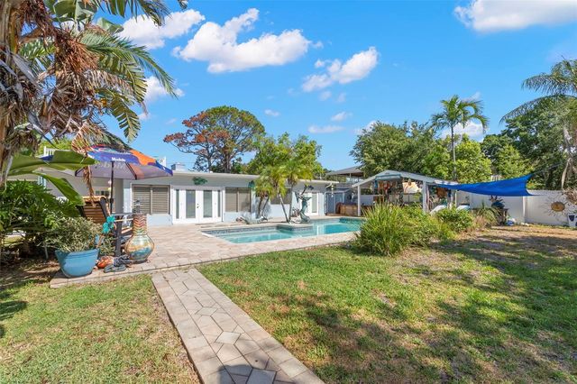 121 CARLYLE DRIVE, Palm Harbor, FL 34683