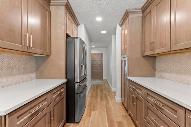 121 CARLYLE DRIVE, Palm Harbor, FL 34683