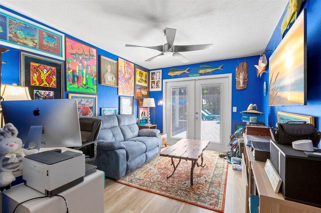 121 CARLYLE DRIVE, Palm Harbor, FL 34683