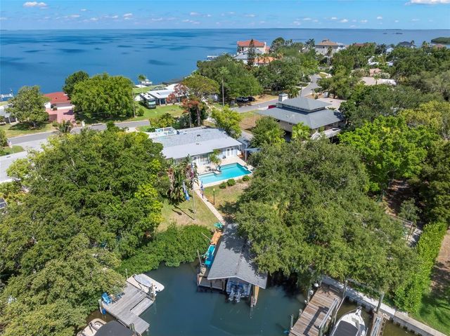121 CARLYLE DRIVE, Palm Harbor, FL 34683