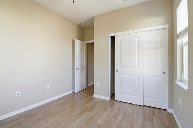 237 W Moraga St, Mountain House, CA 95391