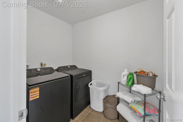 50647 Bredenbury Drive, Macomb Township, MI 48044