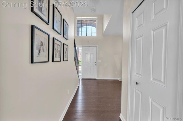50647 Bredenbury Drive, Macomb Township, MI 48044