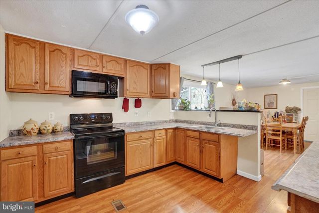 29 CHESAPEAKE EST, Thomasville, PA 17364