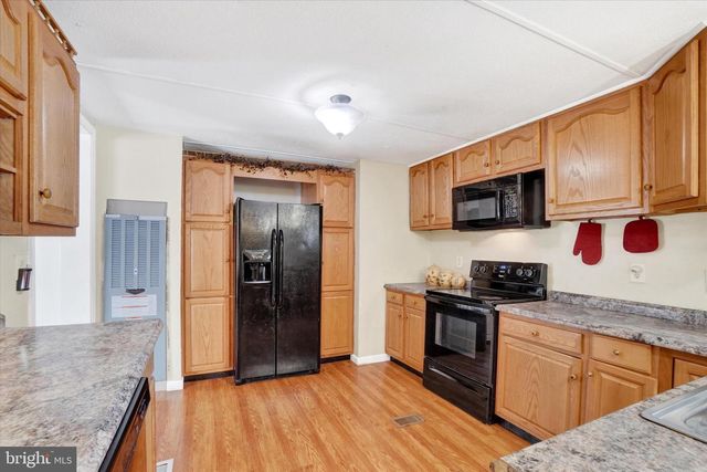 29 CHESAPEAKE EST, Thomasville, PA 17364