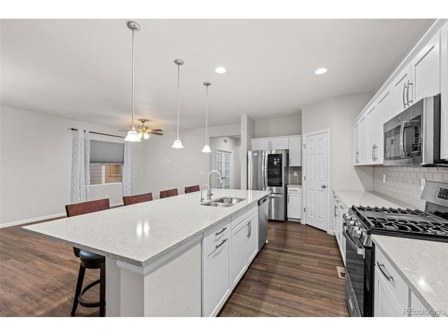 639 N Waterloo Ct, Aurora, CO 80018