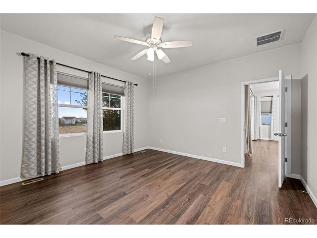 639 N Waterloo Ct, Aurora, CO 80018