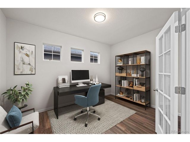 639 N Waterloo Ct, Aurora, CO 80018