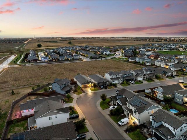 639 N Waterloo Ct, Aurora, CO 80018