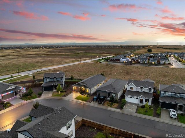 639 N Waterloo Ct, Aurora, CO 80018