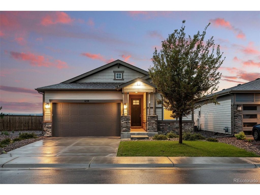 639 N Waterloo Ct, Aurora, CO 80018