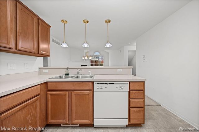 19105 Alexa Drive, Commerce Twp, MI 48390