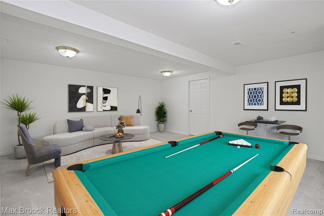 19105 Alexa Drive, Commerce Twp, MI 48390