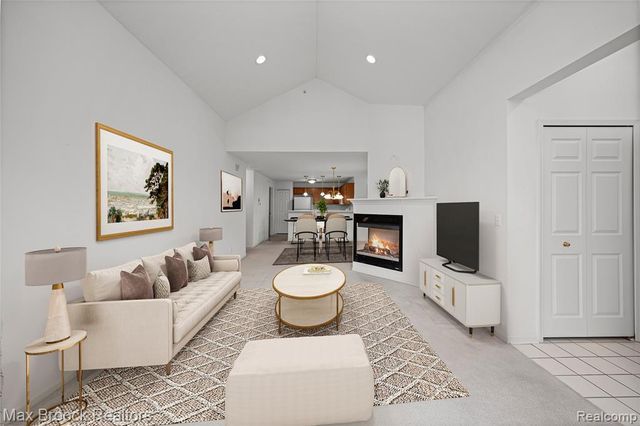 19105 Alexa Drive, Commerce Twp, MI 48390