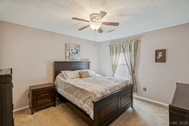 549 N Elm Street H, Jenks, OK 74037